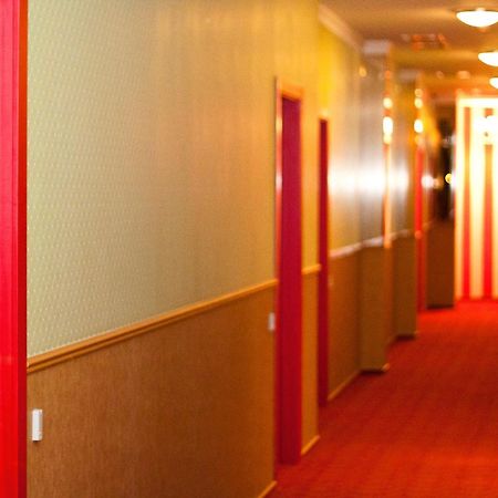 Road Star Hotel Dnipro Eksteriør billede