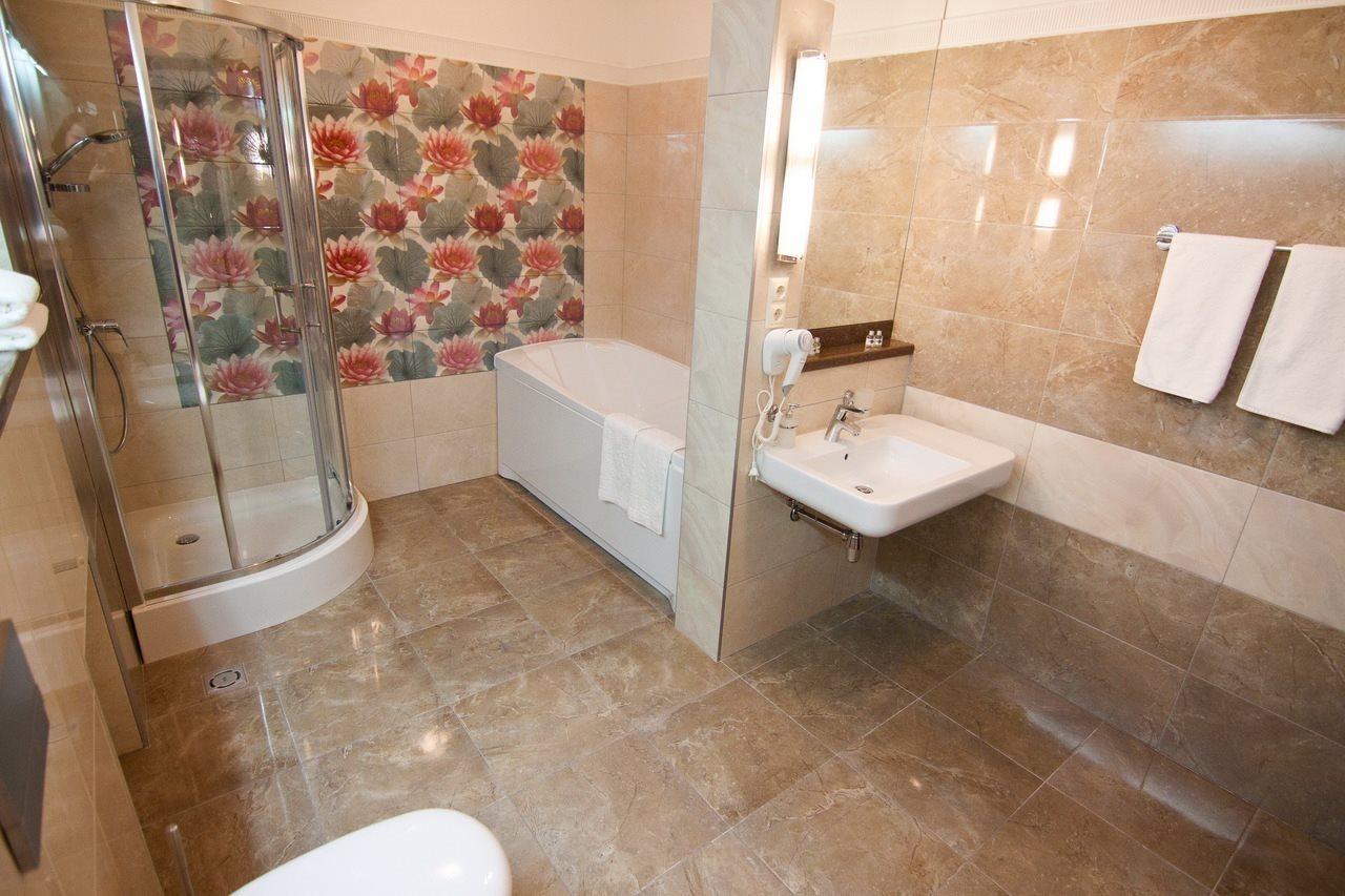 Road Star Hotel Dnipro Eksteriør billede