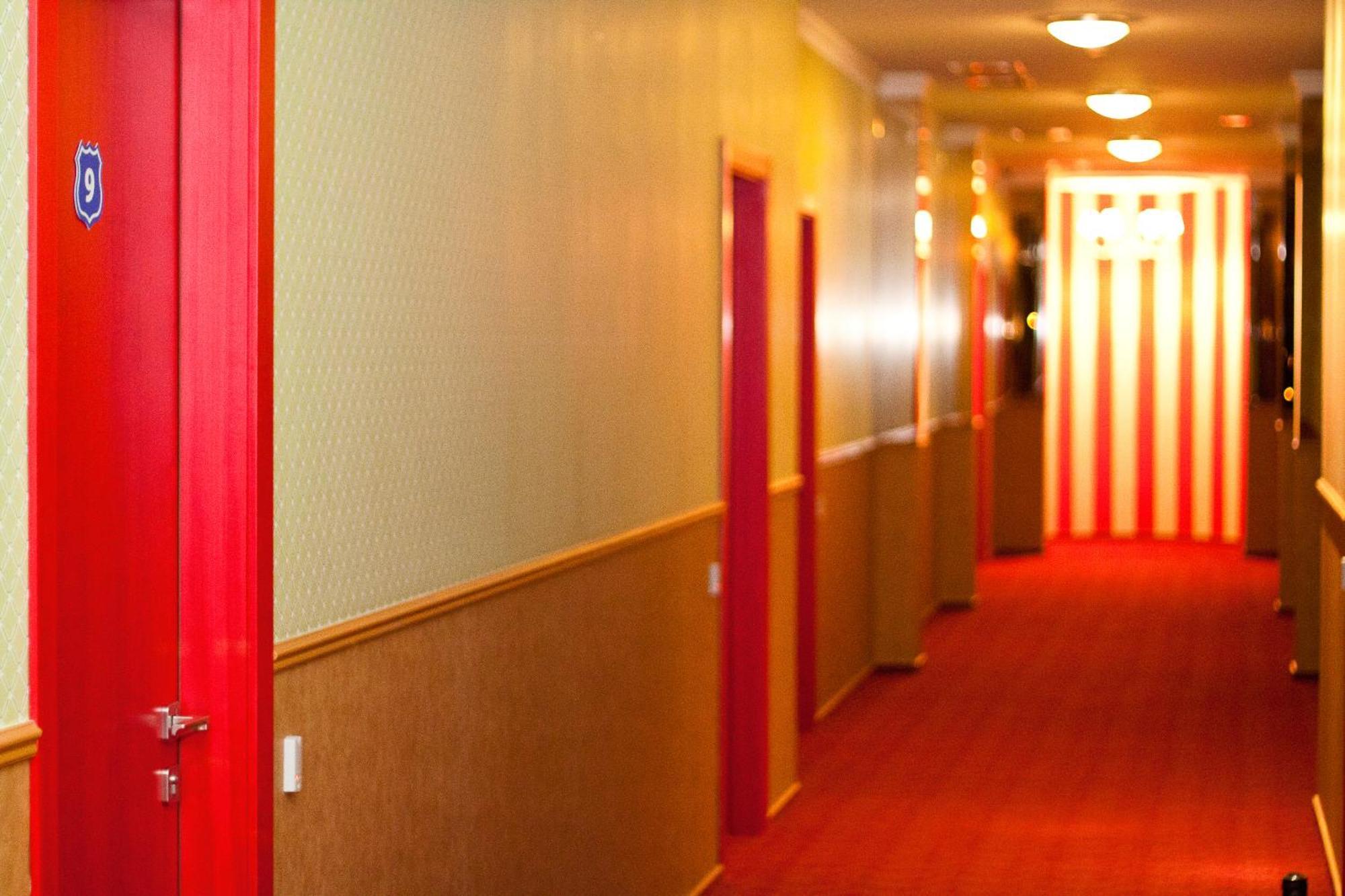 Road Star Hotel Dnipro Eksteriør billede