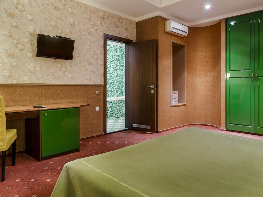 Road Star Hotel Dnipro Eksteriør billede