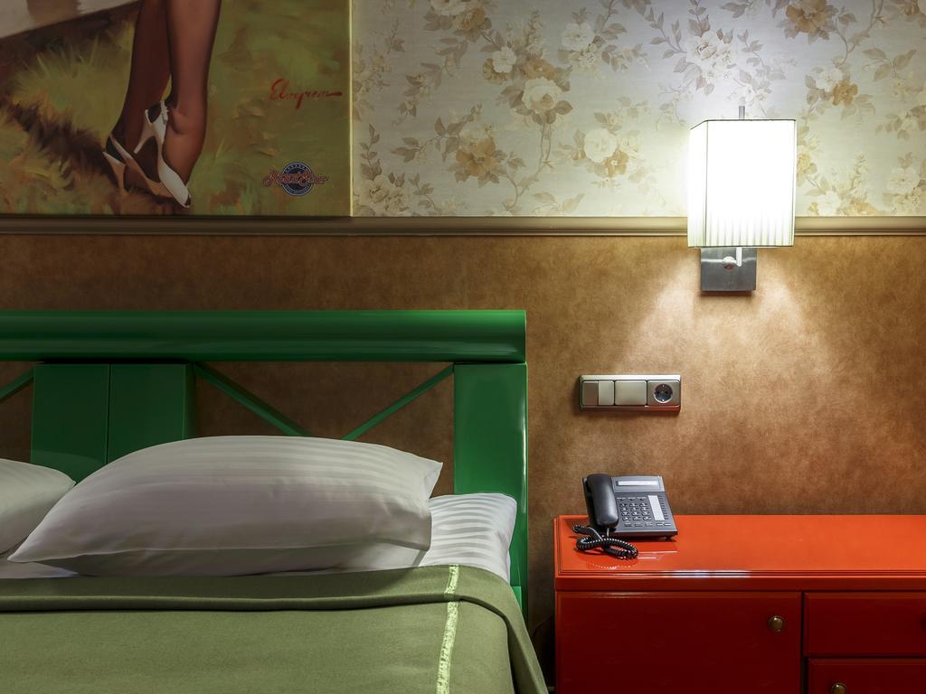 Road Star Hotel Dnipro Eksteriør billede